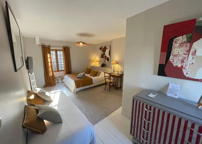 La Haute Flourie - Bed And Breakfast -Chambres D\'Hotes