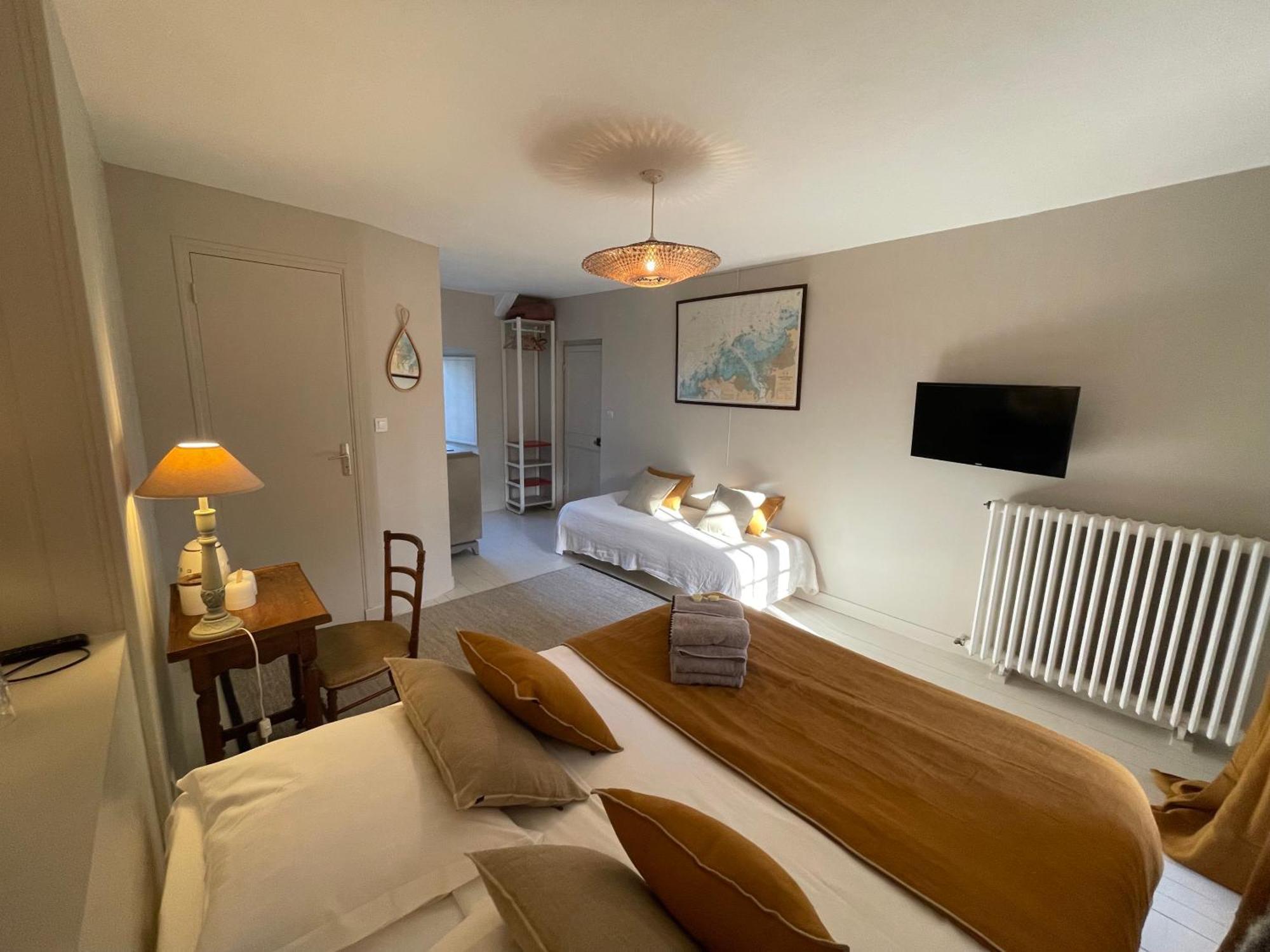 Bed & Breakfast La Haute Flourie - -chambres D'hotes 3*