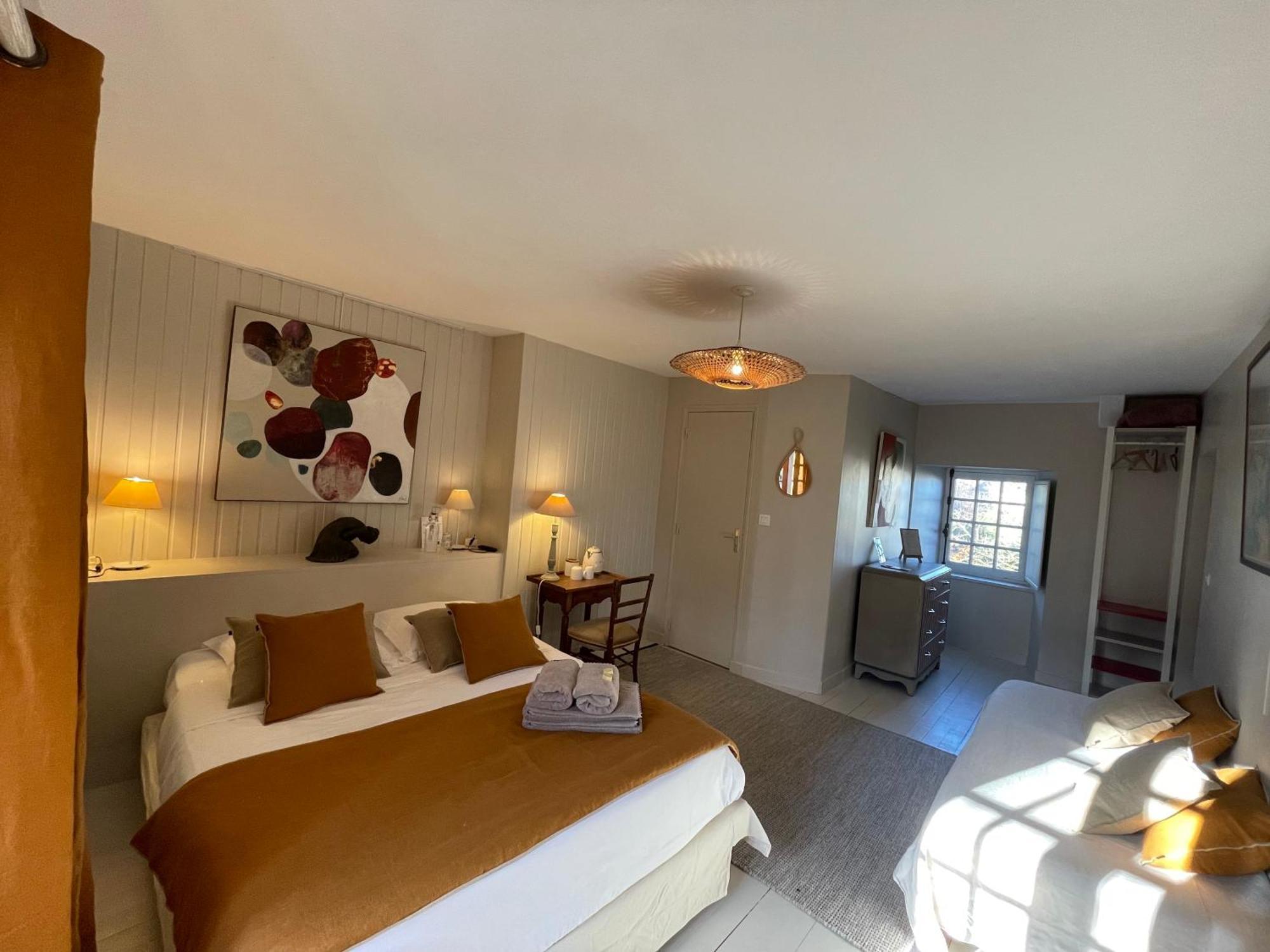 La Haute Flourie - -chambres D'hotes Bed & Breakfast Saint-Malo
