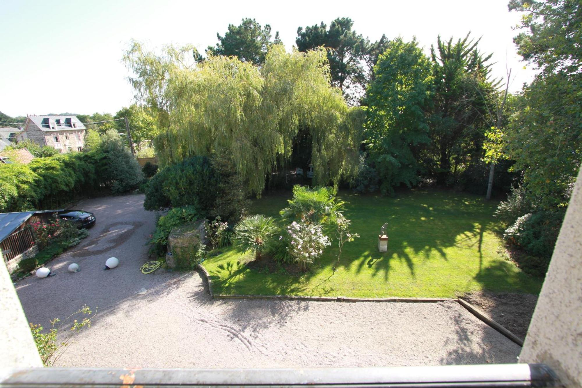La Haute Flourie - -chambres D'hotes Bed & Breakfast 3*